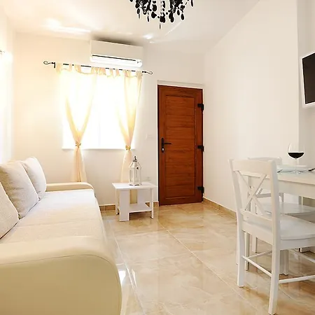 Apartment Primera *